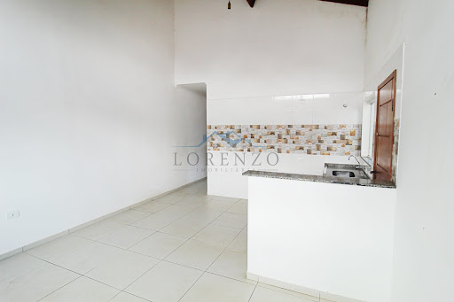 Sala de estar e cozinha
