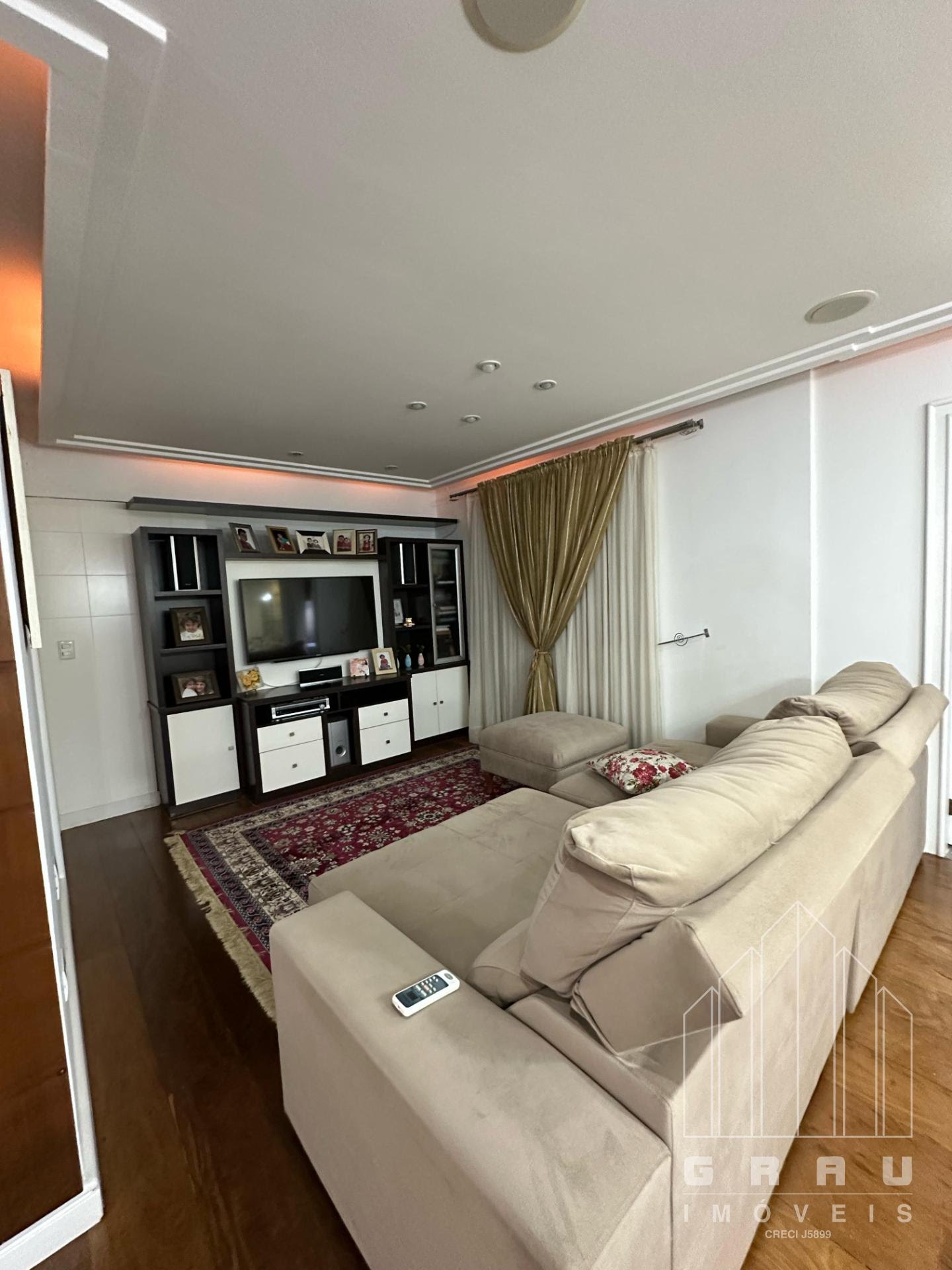 Apartamento no Ed. Arpoador Centro  -  Foz do Iguaçu