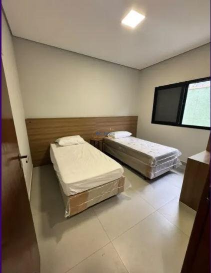 Casa à venda com 3 quartos, 3 suítes, 5 vagas e 138m² no Balneario Flórida, Praia Grande (SP) — foto 29 de 30