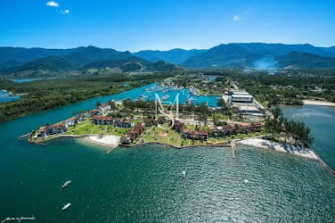 Apartamento no térreo no Condomínio Península 2 em Bracuí  -  Angra dos Reis