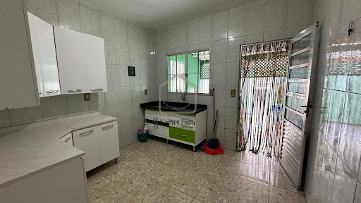 Casa para Venda em Suzano / SP no bairro Parque Maria Helena 