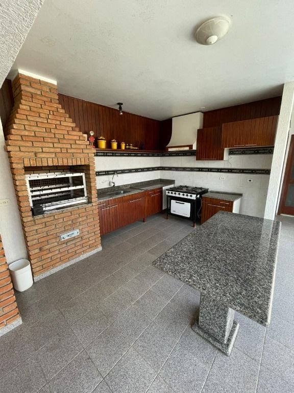 Casa à venda com 3 quartos, 3 suítes, 8 vagas e 570m² no Condominio Arujazinho I II III, Arujá (SP) — foto 26 de 30