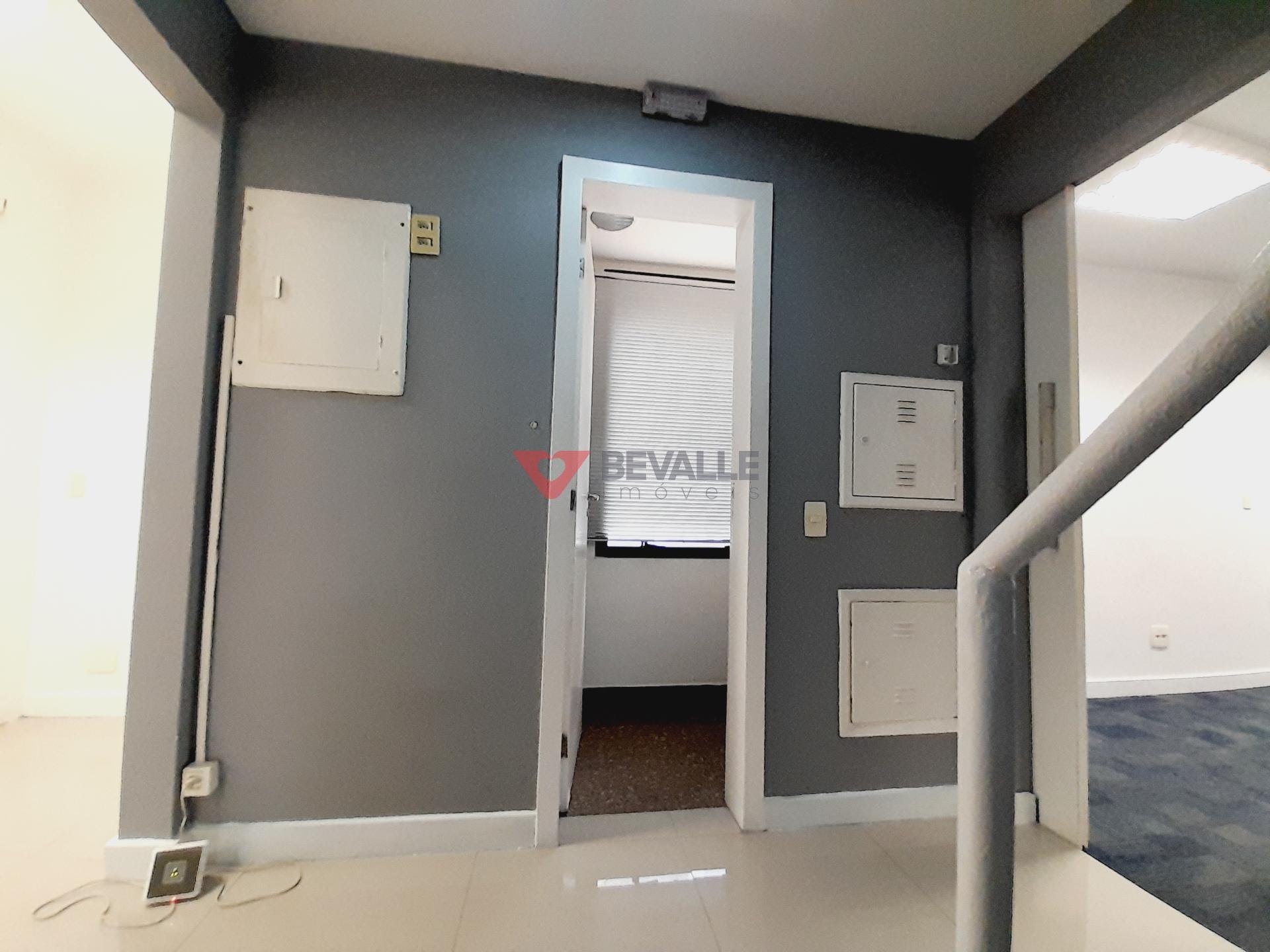 Comercial à venda com 3 banheiros e 280m² no Laranjeiras, Rio de Janeiro (RJ) — foto 17 de 26