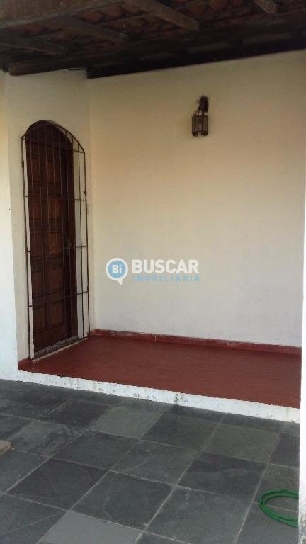 Casa à venda com 3 quartos, 1 banheiro, 2 vagas e 242m² no Queimadinha, Feira de Santana (BA) — foto 7 de 18