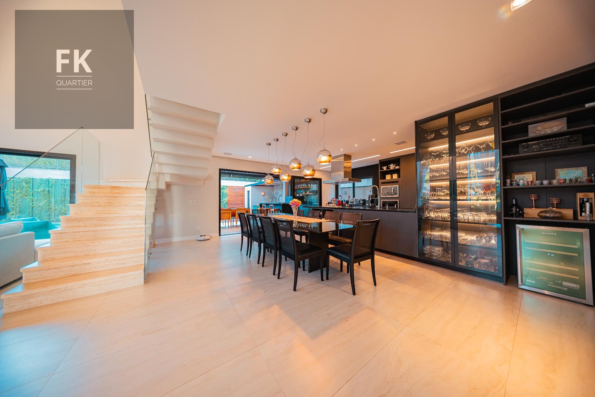 Casa à venda com 5 quartos, 5 suítes, 6 vagas e 400m² no Alphaville, Santana de Parnaíba (SP) — foto 13 de 30