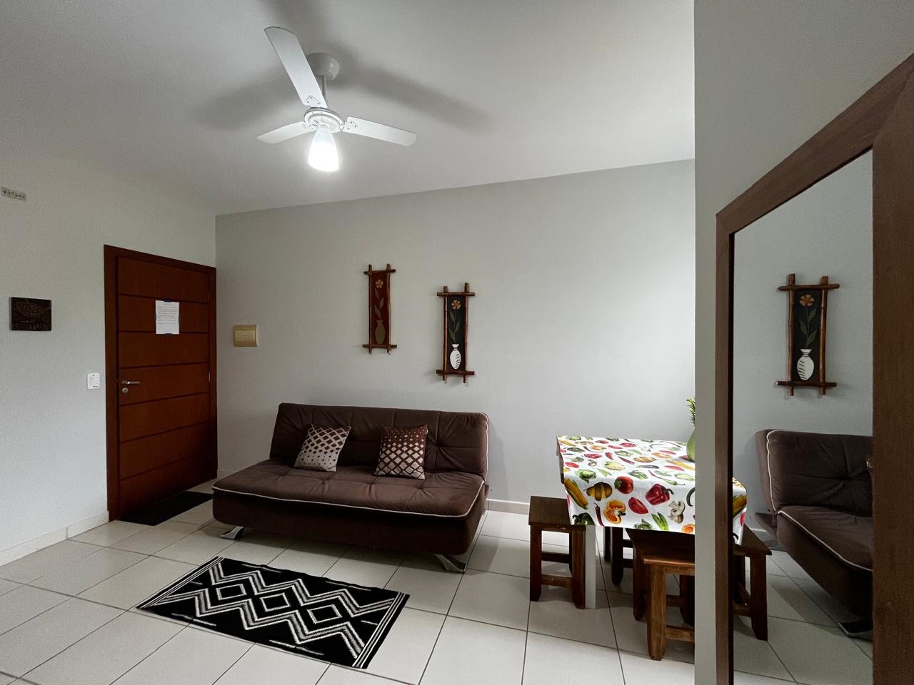 Apartamento à venda com 2 quartos, 1 banheiro, 1 vaga e 60m² no Itaguá, Ubatuba (SP) — foto 3 de 6