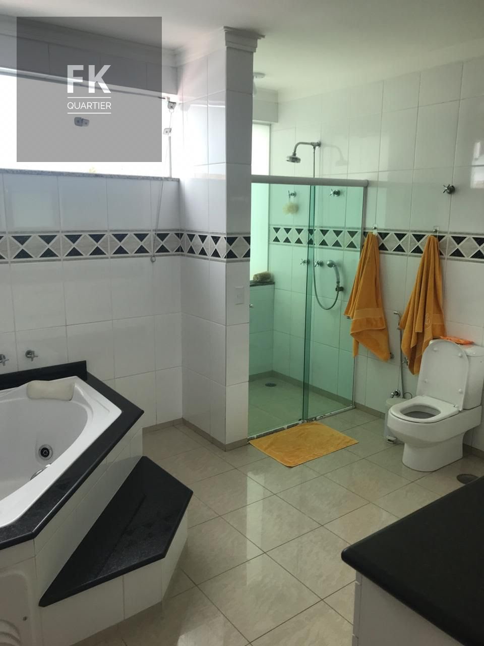 Casa à venda com 4 quartos, 4 suítes, 4 vagas e 368m² no Alphaville Conde II, Barueri (SP) — foto 17 de 26
