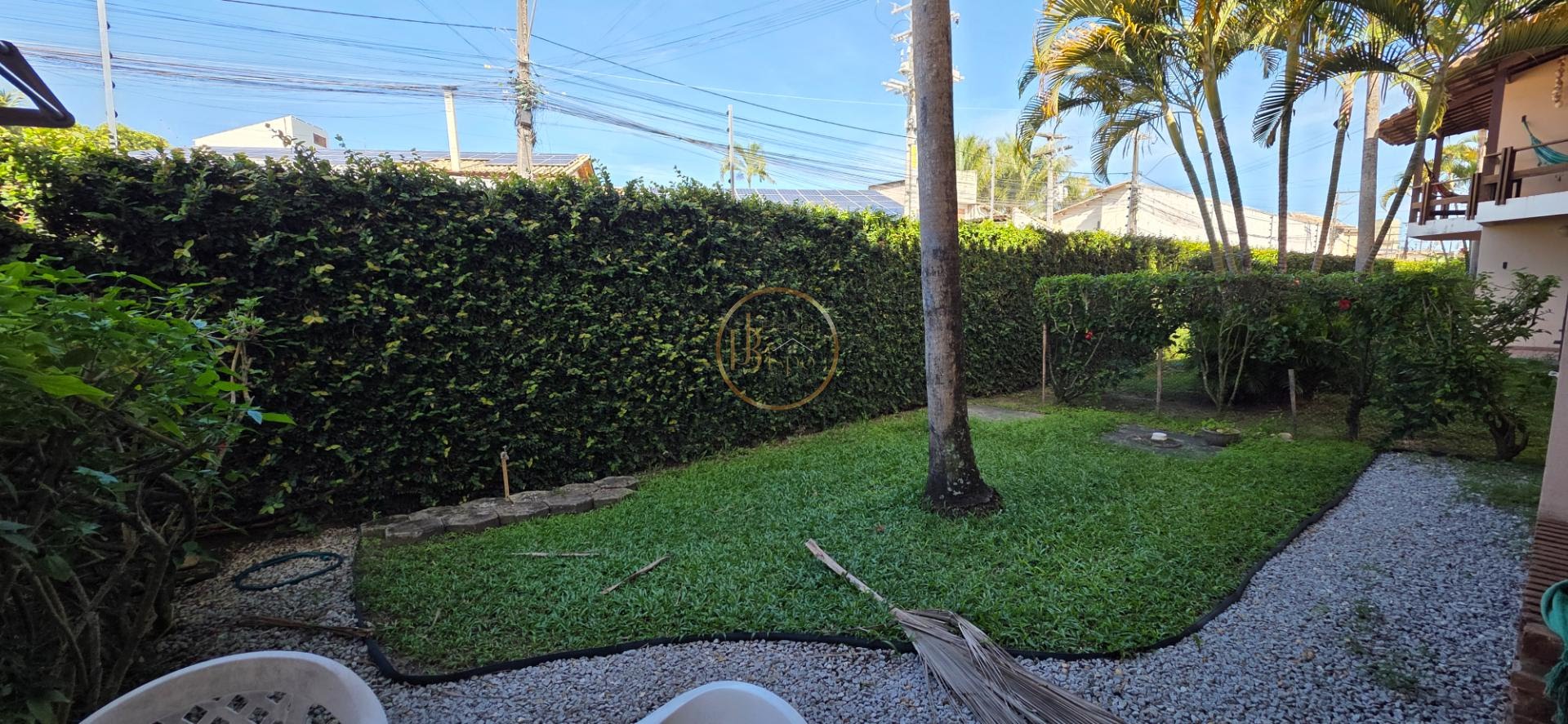 Apartamento à venda com 2 quartos, 2 banheiros, 1 vaga e 70m² no Praia de Taperapuã, Porto Seguro — foto principal
