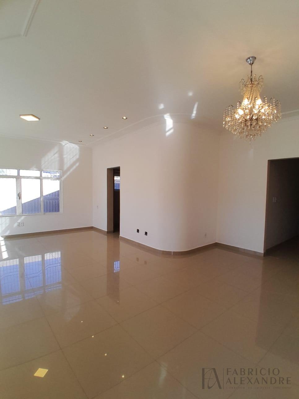 Casa à venda com 3 quartos, 3 suítes, 4 vagas e 245m² no Jardim Santa Maria, São José do Rio Preto (SP) — foto 6 de 22