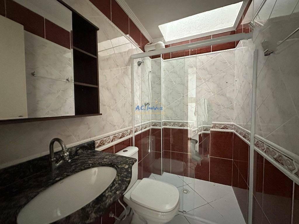 Casa à venda com 3 quartos, 1 suíte, 2 vagas e 132m² no Canto do Forte, Praia Grande (SP) — foto 21 de 30
