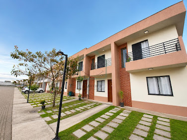 Casa à venda em Jardim Modelo, Suzano | 2 dorms, 84,95m²