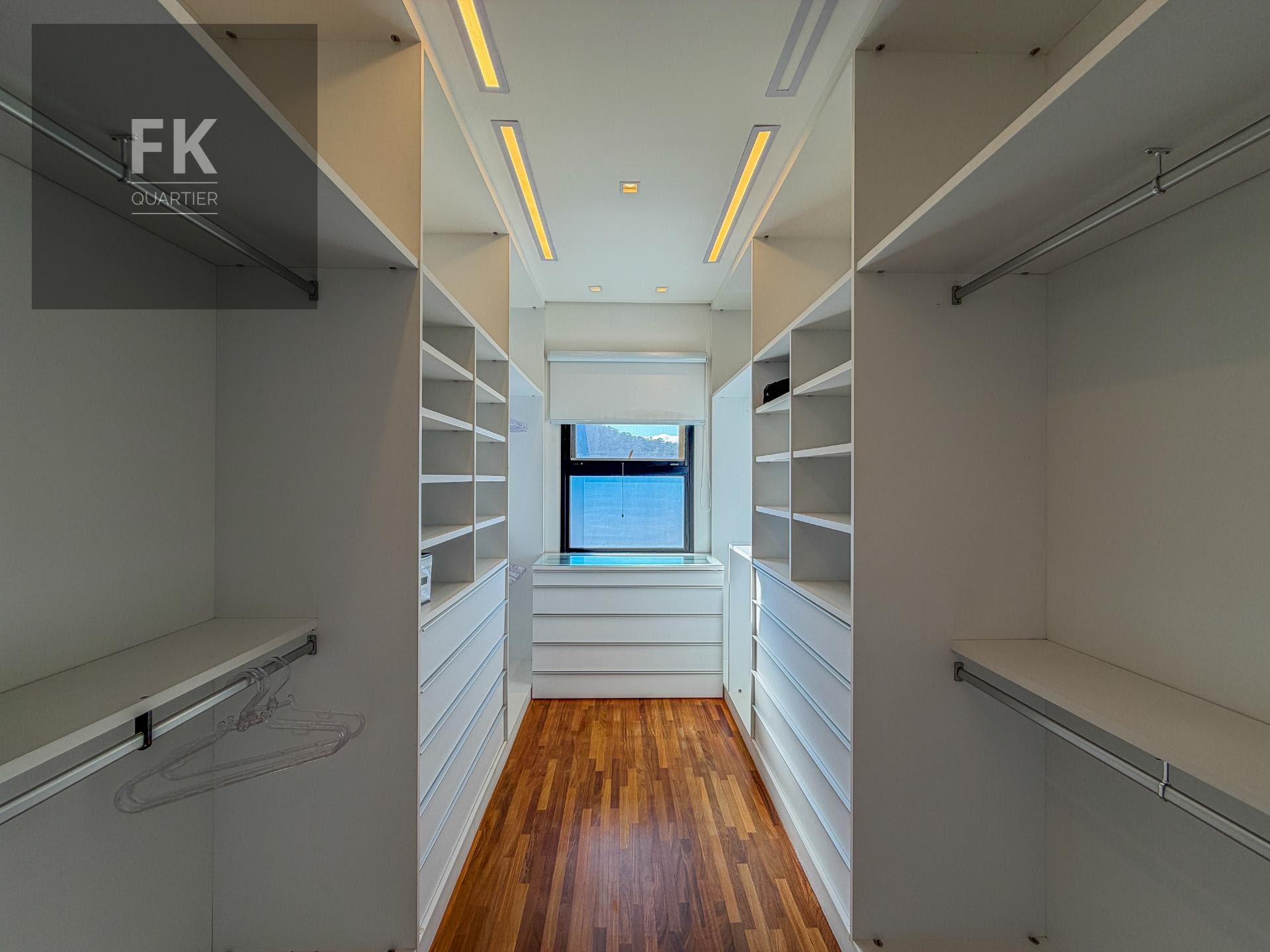 Casa à venda com 4 quartos, 4 suítes, 9 vagas e 446m² no Tamboré, Barueri (SP) — foto 24 de 30