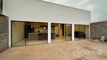 Casa em Vila Jardim - Adamantina