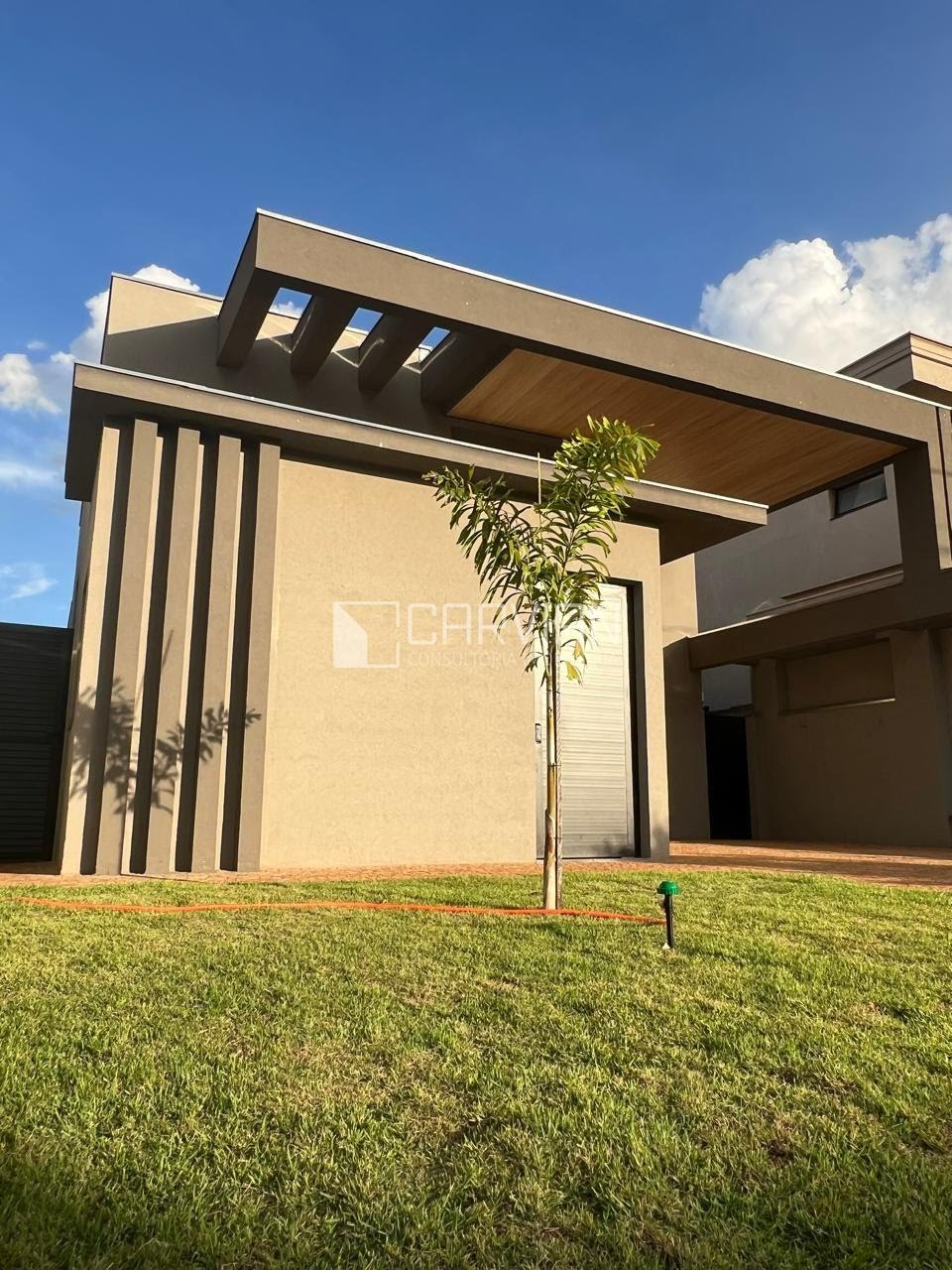 Casa à venda com 3 quartos, 3 suítes e 300m² no Bomfim Paulista, Ribeirão Preto (SP) — foto 4 de 25