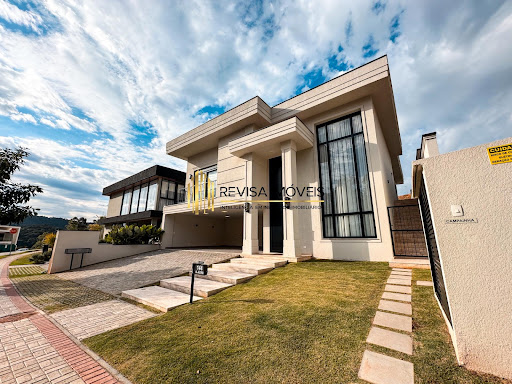 Casa em Condomínio em Colinas da Anhanguera  -  Santana de Parnaíba