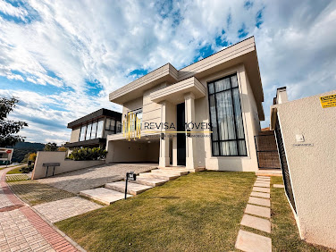 Casa em Condomínio em Colinas da Anhanguera  -  Santana de Parnaíba
