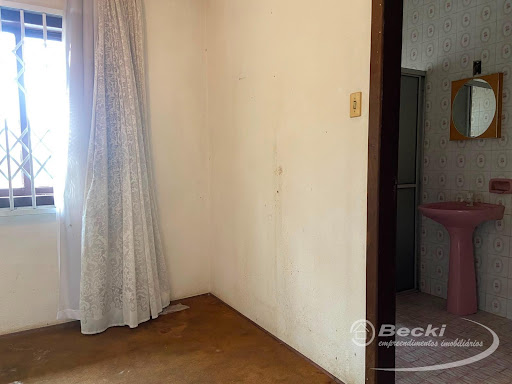 Venha comprar esta casa no bairro Floresta, Joinville Becki Empreendimentos 