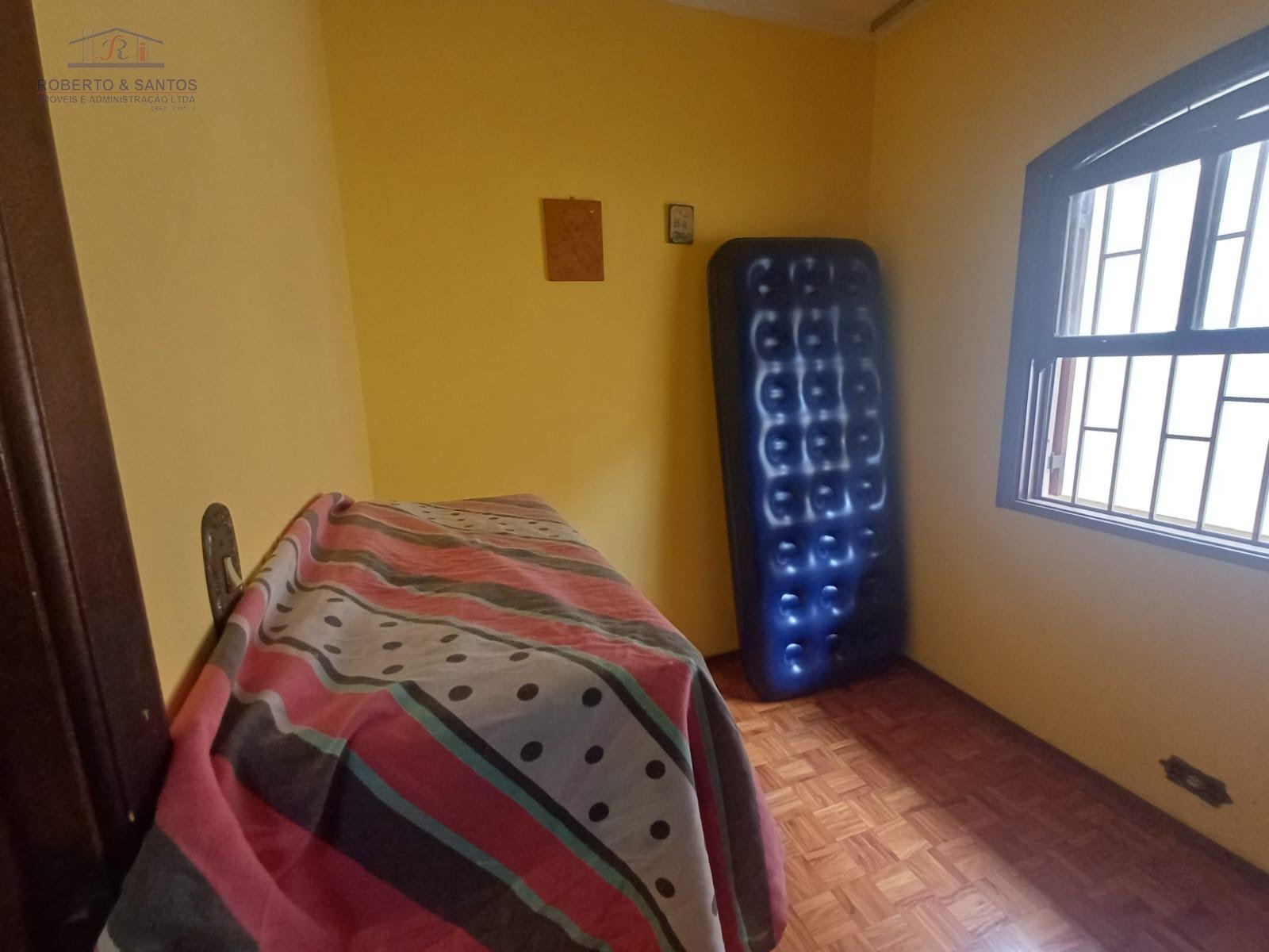 quarto do meio