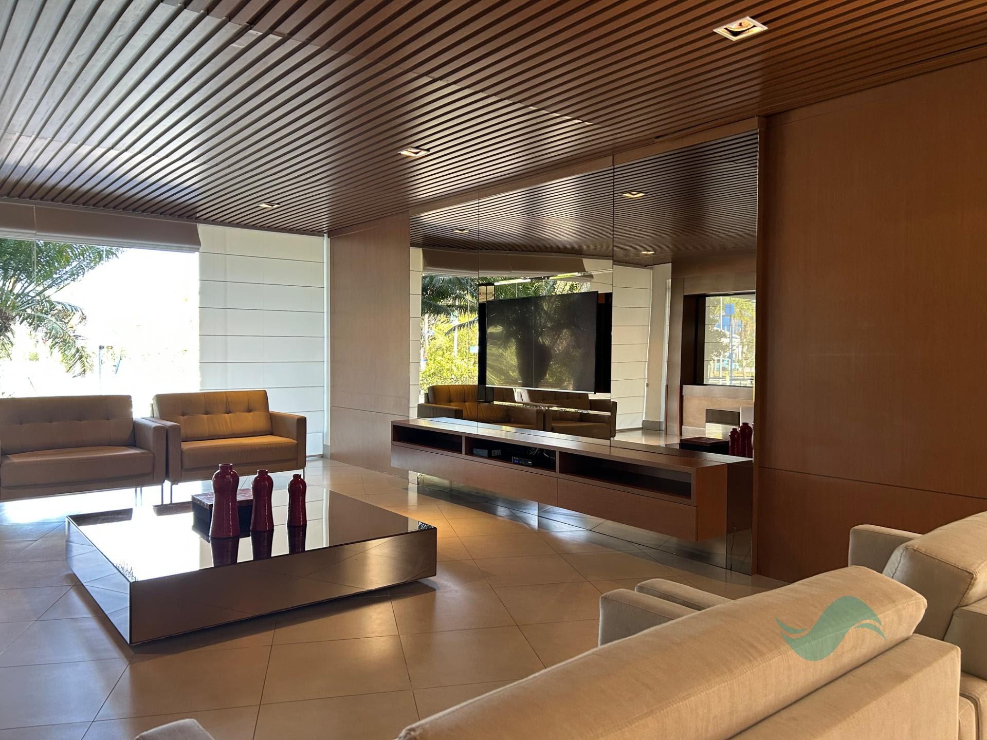 Apartamento à venda com 3 suítes, 2 vagas e 125m² no Jurerê, Florianópolis (SC) — foto 17 de 19