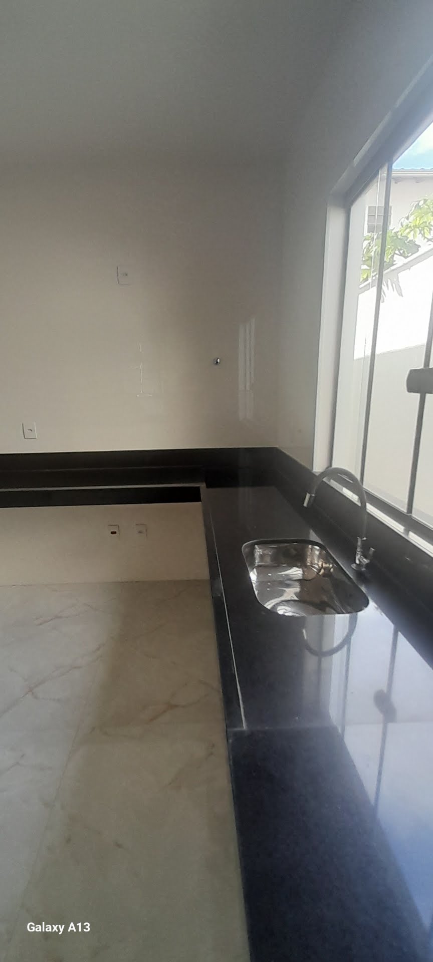 Casa à venda com 3 quartos, 1 suíte, 4 vagas e 247m² no Boa Esperança, Santa Luzia (MG) — foto 9 de 30
