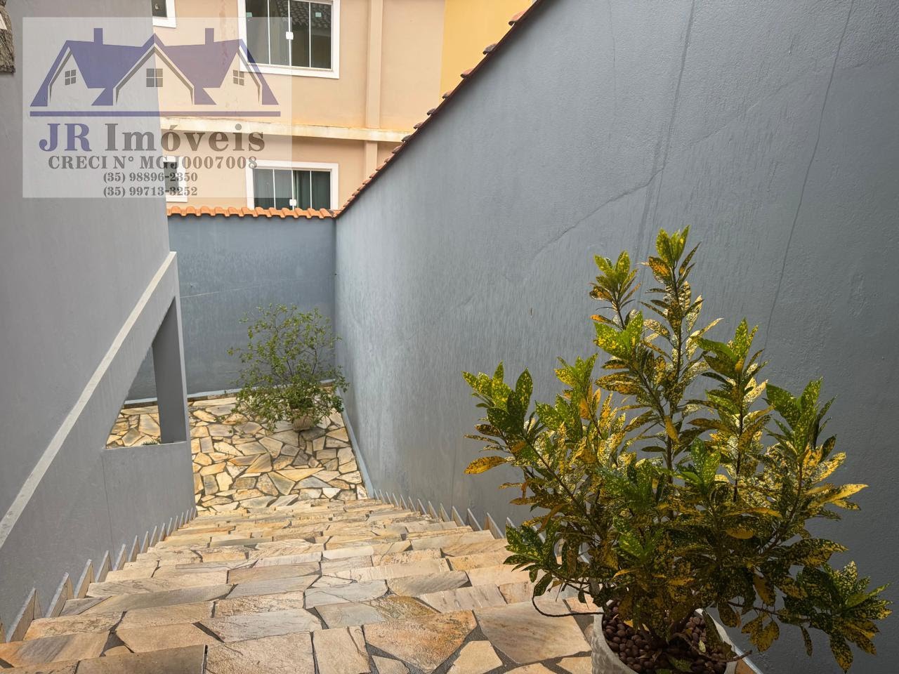 Casa à venda com 3 quartos, 1 suíte, 2 vagas e 250m² no Canudos, Piranguinho (MG) — foto 11 de 17