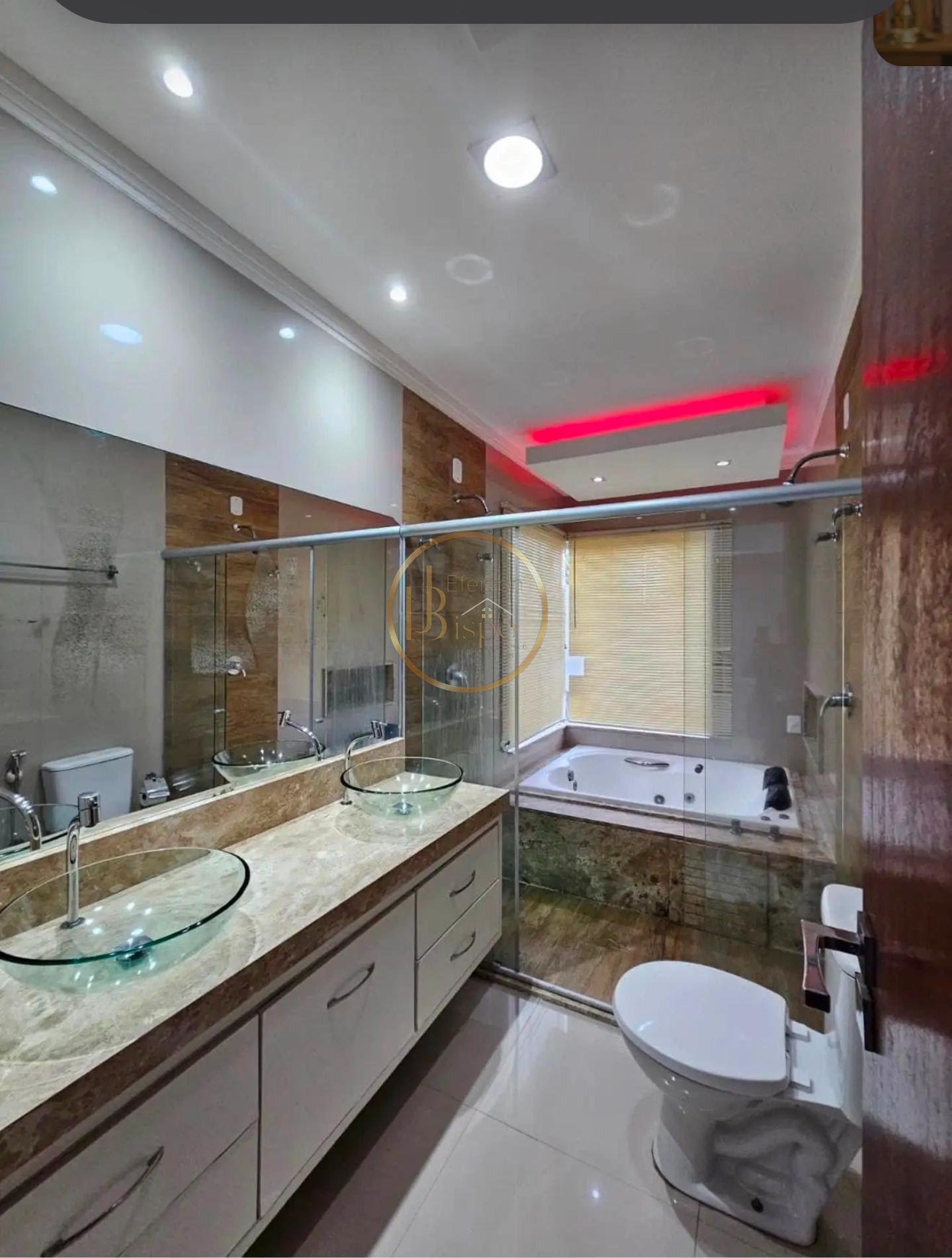 Casa à venda com 4 quartos, 4 suítes, 2 vagas e 300m² no Outeiro São Francisco, Porto Seguro (BA) — foto 6 de 11