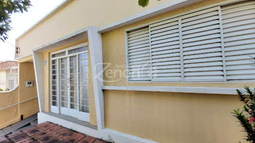 Casa em Vila Jardim  -  Adamantina