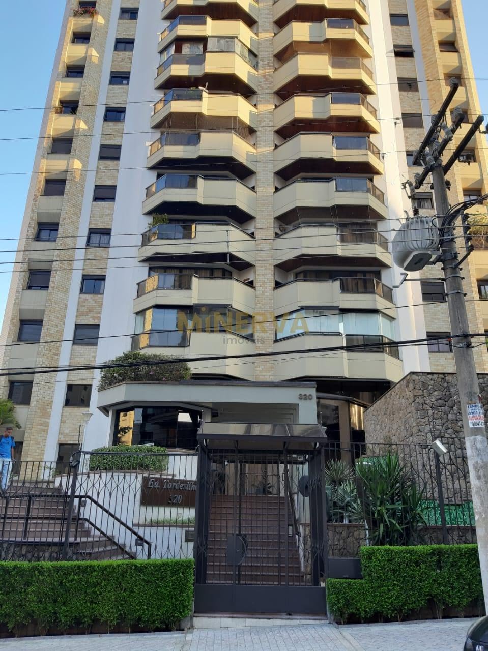 Apartamento para alugar com 4 quartos, 4 banheiros, 4 vagas e 347m² no Tatuapé, São Paulo — foto principal