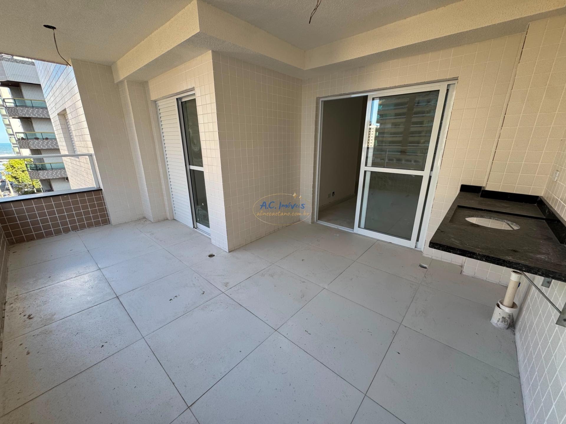 Apartamento à venda com 3 quartos, 1 suíte, 2 vagas e 111m² no Vila Caiçara, Praia Grande (SP) — foto 5 de 21