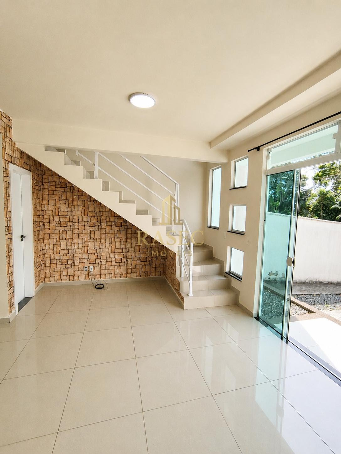Casa à venda com 2 quartos, 2 banheiros, 1 vaga e 63m² no Souza Cruz, Brusque (SC) — foto 4 de 10