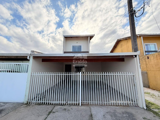 Sobrado em Tabuleiro - Matinhos, PR