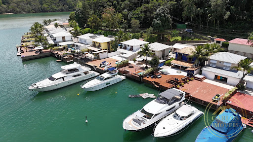 Casa Frente Mar em Ponta da Cruz  -  Angra dos Reis