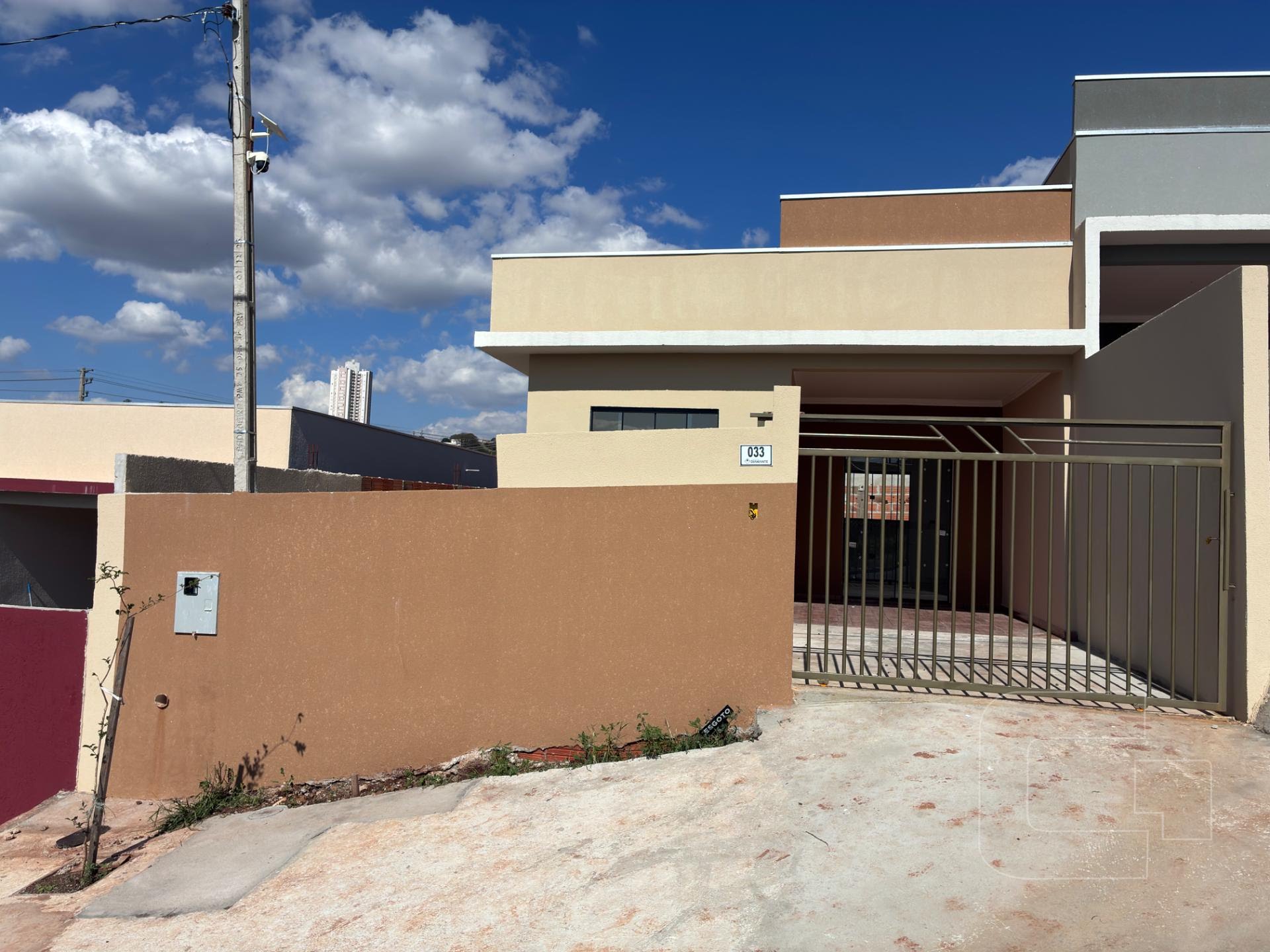 Casa à venda com 2 quartos e 1 banheiro no Jardim Lice, Apucarana (PR) — foto 4 de 4