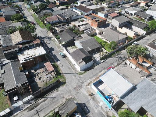 Terreno Esquina em Matinhos: Área de Moradores, Ótima Opção