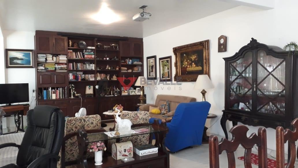 Apartamento à venda com 3 quartos, 1 suíte, 1 vaga e 190m² no Copacabana, Rio de Janeiro (RJ) — foto 15 de 23