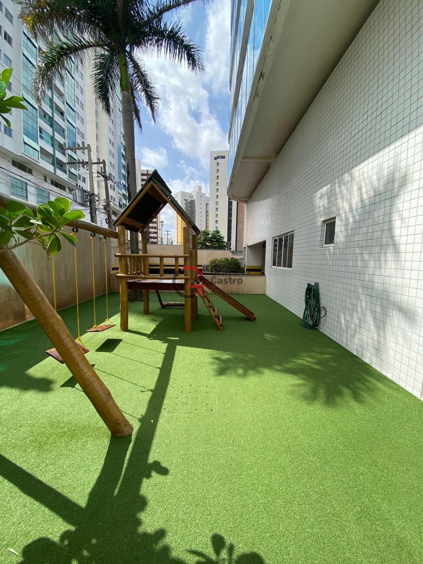 Apartamento, 3 quartos, 137 m² - Foto 2