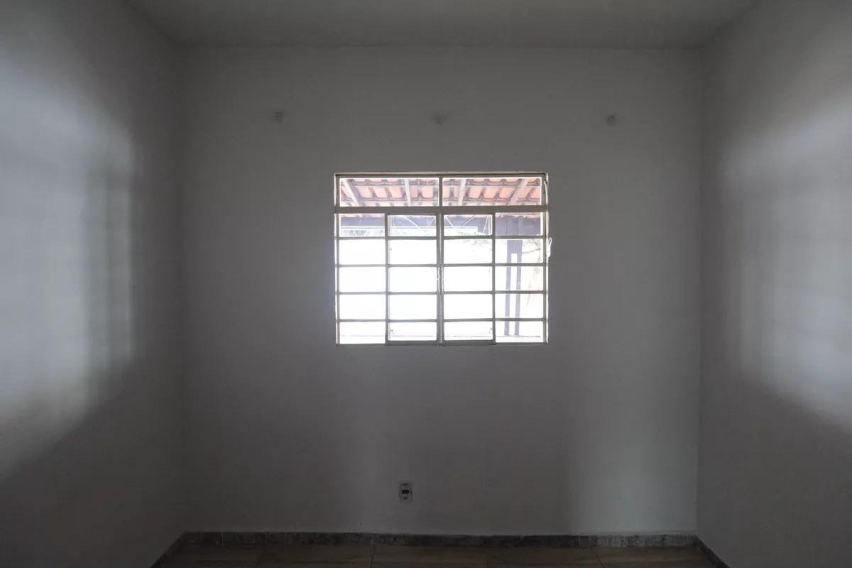 Casa à venda com 4 quartos, 2 suítes, 1 vaga e 486m² no Santa Monica, Belo Horizonte (MG) — foto 13 de 21