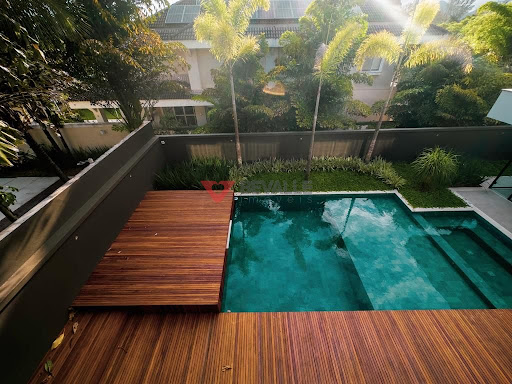 Casa de luxo em Barra da Tijuca - RJ: 860m², 6 quartos, 5 suítes, 7 banheiros - venda e locação