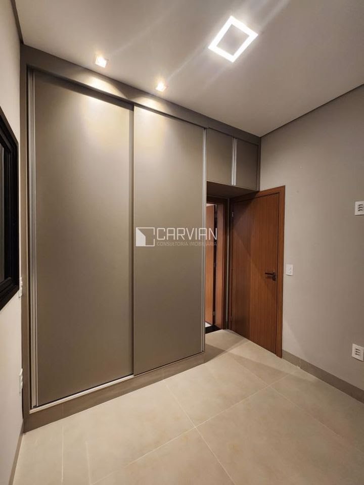 Casa à venda com 3 quartos, 3 suítes, 4 vagas e 156m² no Real Sul, Ribeirão Preto (SP) — foto 9 de 25