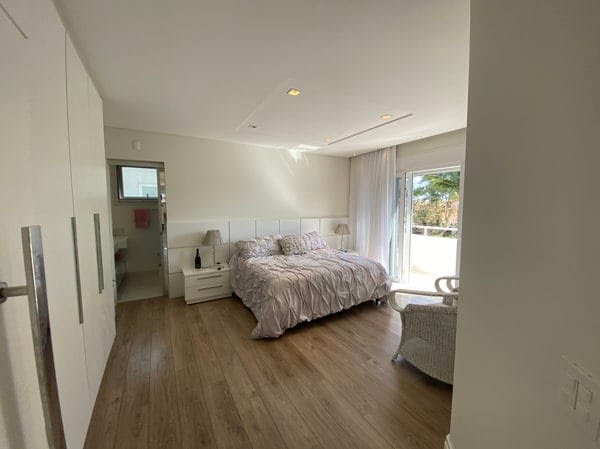 Casa à venda com 5 quartos, 5 suítes, 6 vagas e 1200m² no Jurerê Internacional, Florianópolis (SC) — foto 29 de 30