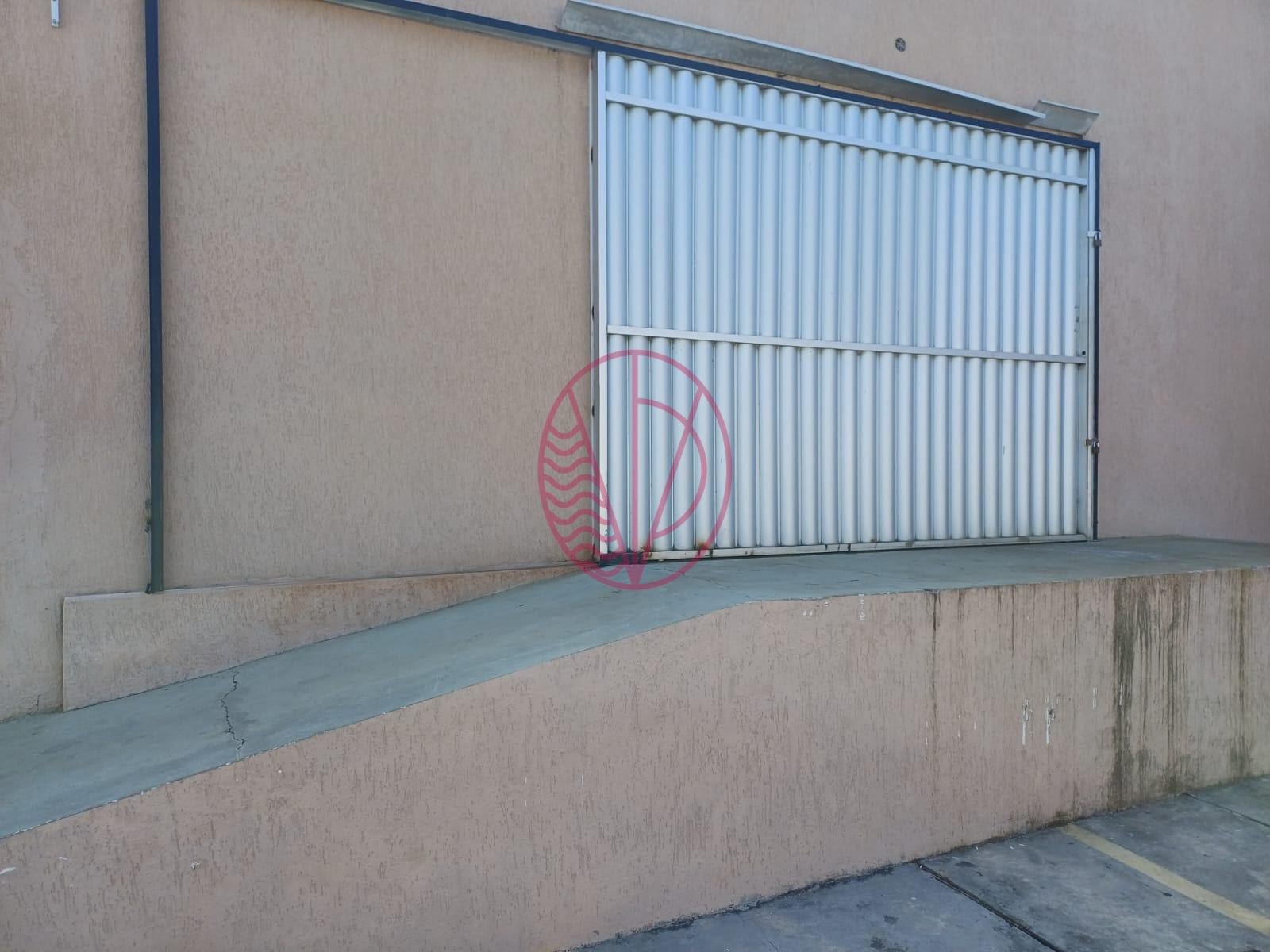 Comercial para alugar com 1 banheiro, 6 vagas e 210m² no Bosque do Quiosque, Lauro de Freitas (BA) — foto 3 de 24