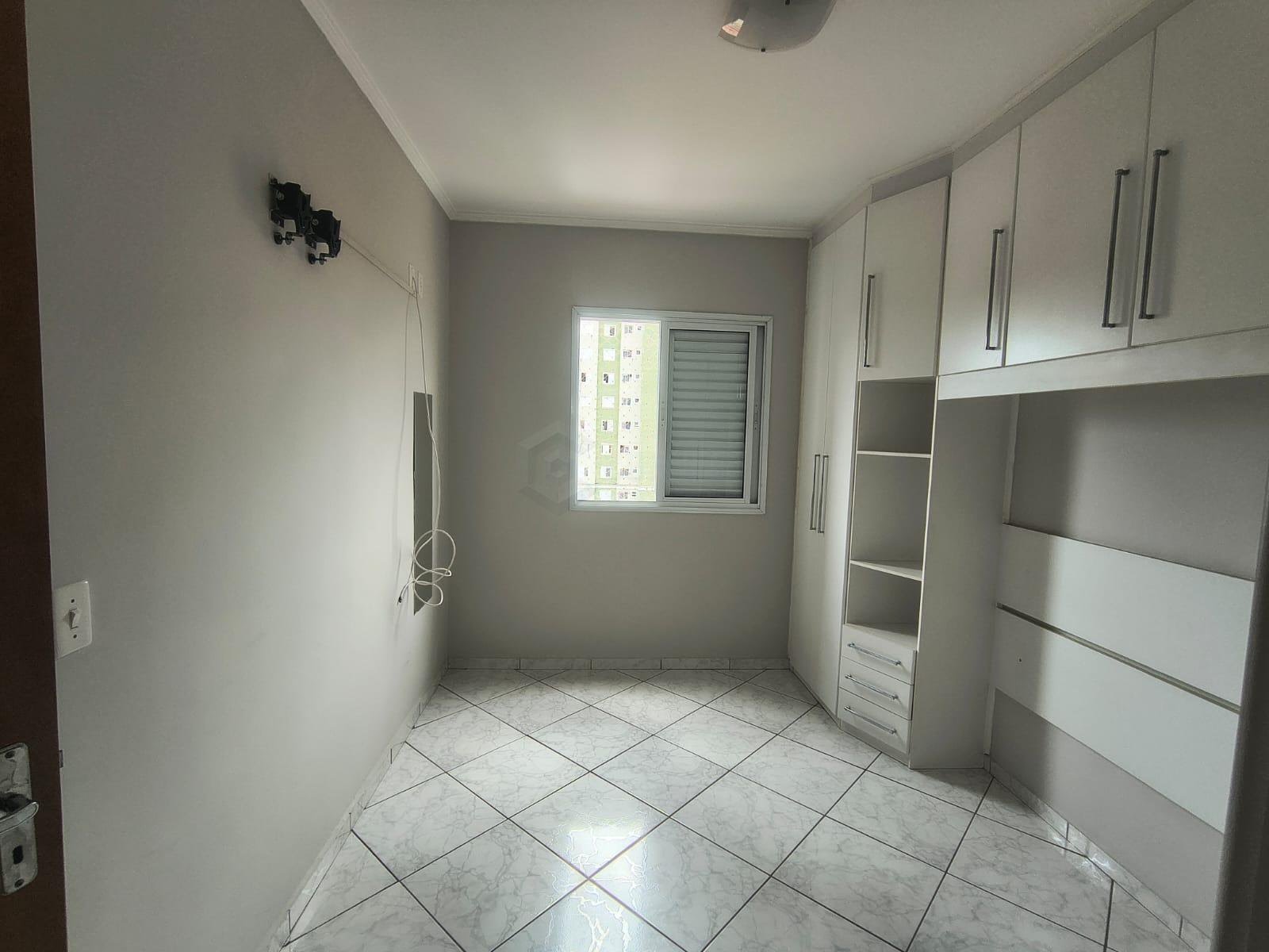 Apartamento para alugar com 2 quartos, 1 suíte, 1 vaga e 63m² no Condomínio Edifício Mont Blanc, Sorocaba (SP) — foto 15 de 17