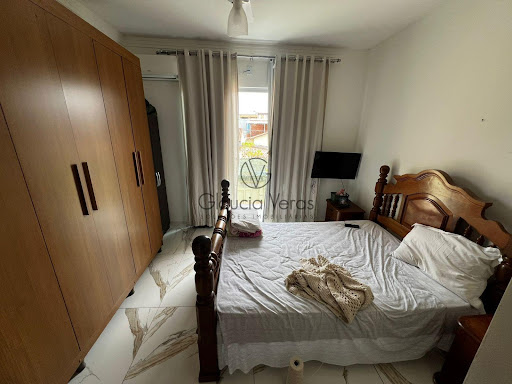 Duplex lindo e espaçoso à venda,  a apenas cinco minutos do centro! 