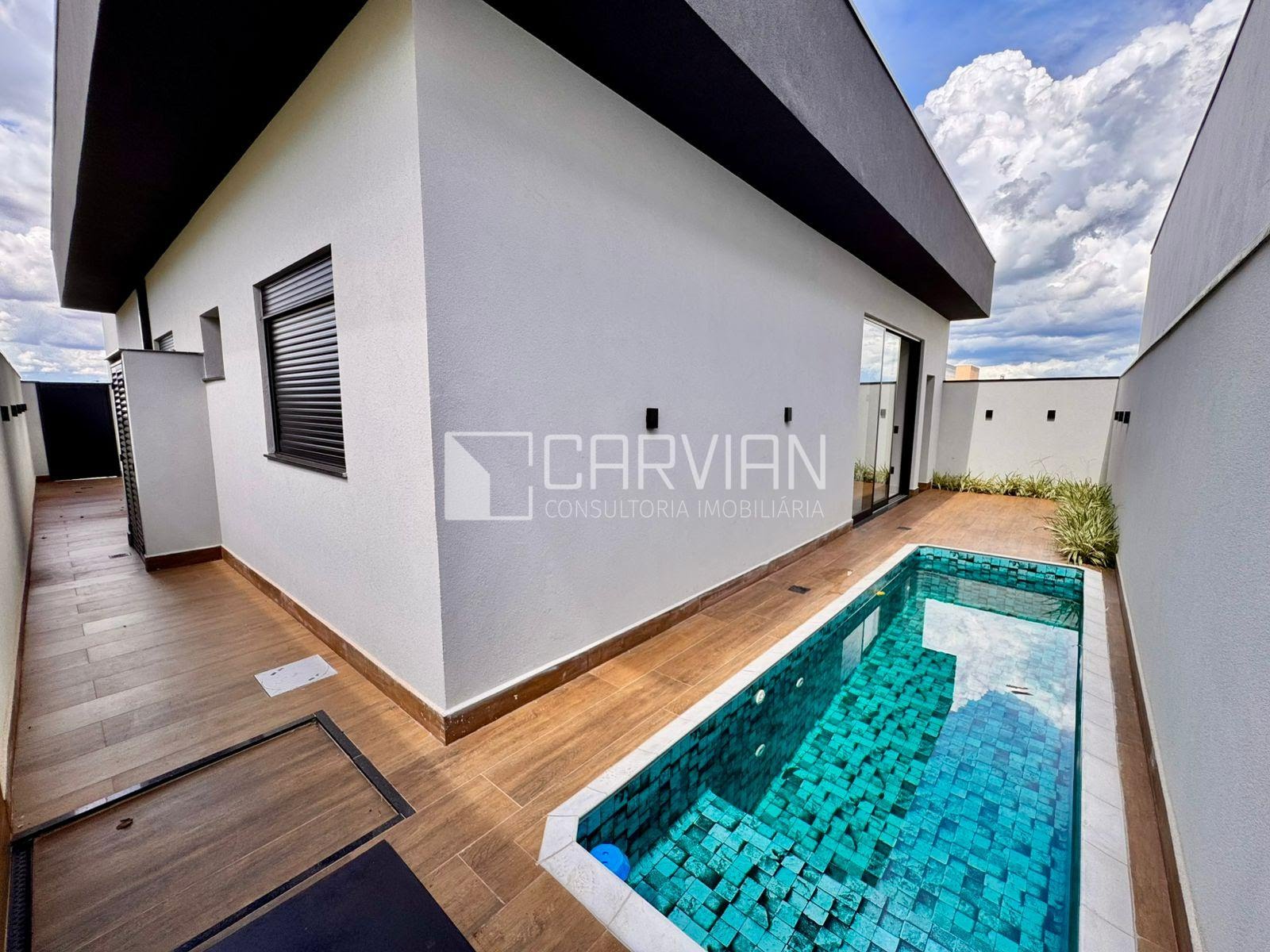 Casa à venda com 3 quartos, 1 suíte, 4 vagas e 258m² no Bomfim Paulista, Ribeirão Preto (SP) — foto 4 de 30