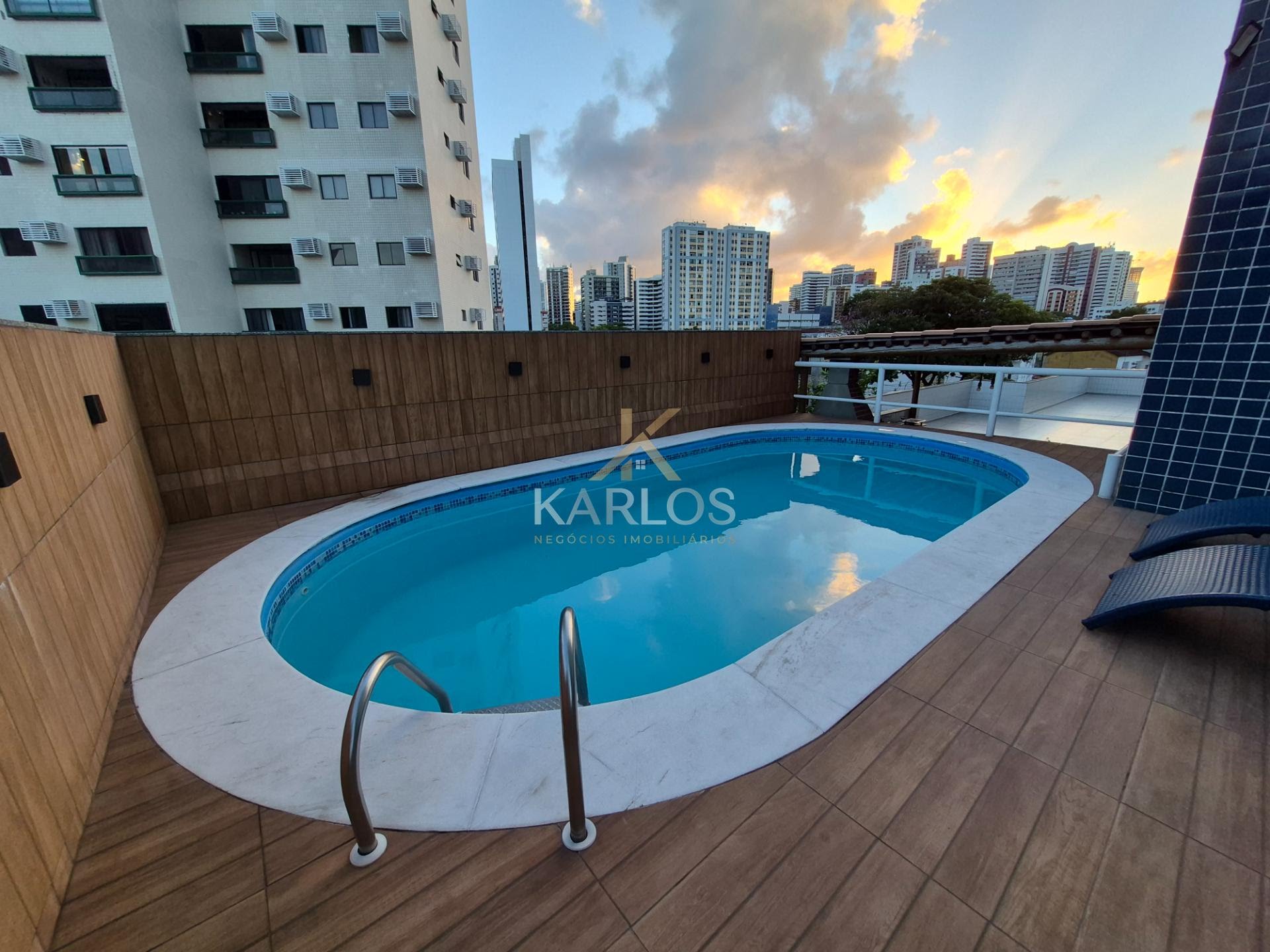 Apartamento à venda com 2 quartos, 1 banheiro, 1 vaga e 58m² no Tamarineira, Recife — foto principal