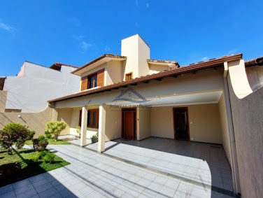 Casa à Venda no Bairro Jardim Arizona  -  Sete Lagoas