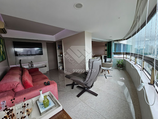 Apartamento a venda no Edif Estação Jaqueira - 208m² 4 suítes, mobiliado e decorado em andar alto