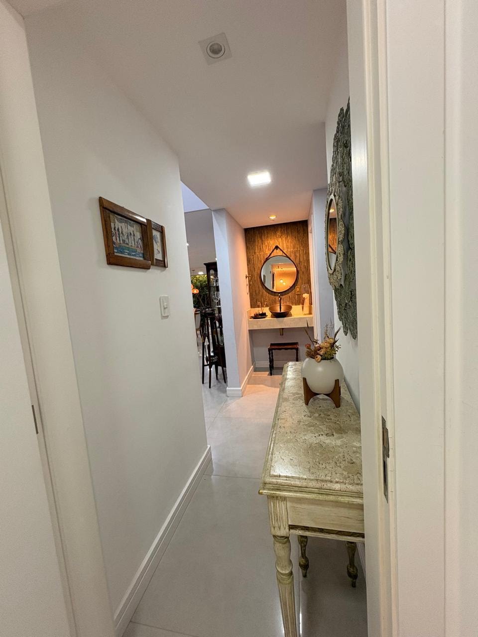 Casa à venda com 3 quartos, 2 suítes, 4 vagas e 440m² no Papagaio, Feira de Santana (BA) — foto 25 de 28