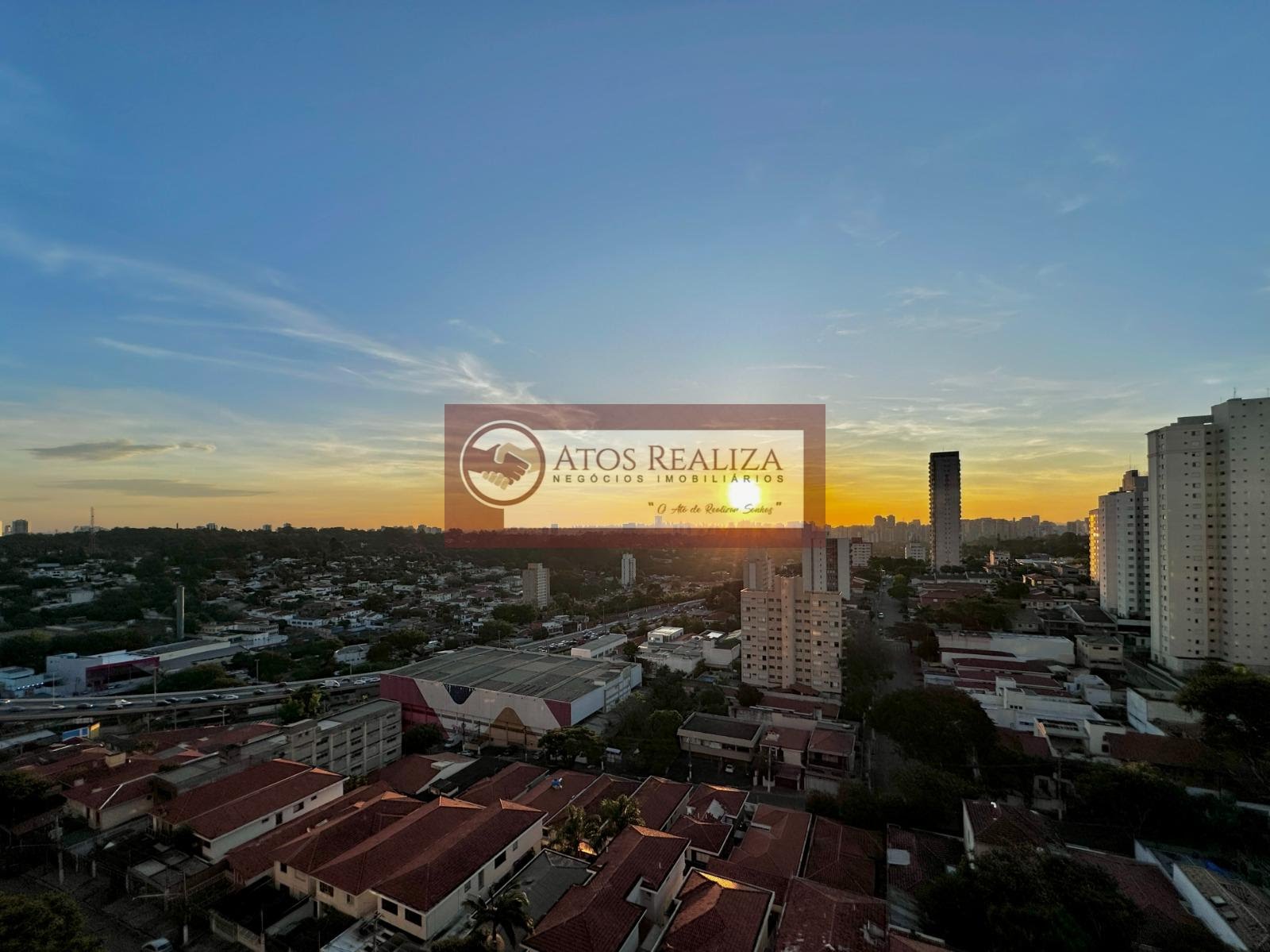 Apartamento à venda com 4 quartos, 5 banheiros, 3 vagas e 274m² no Vila Alexandria, São Paulo — foto principal