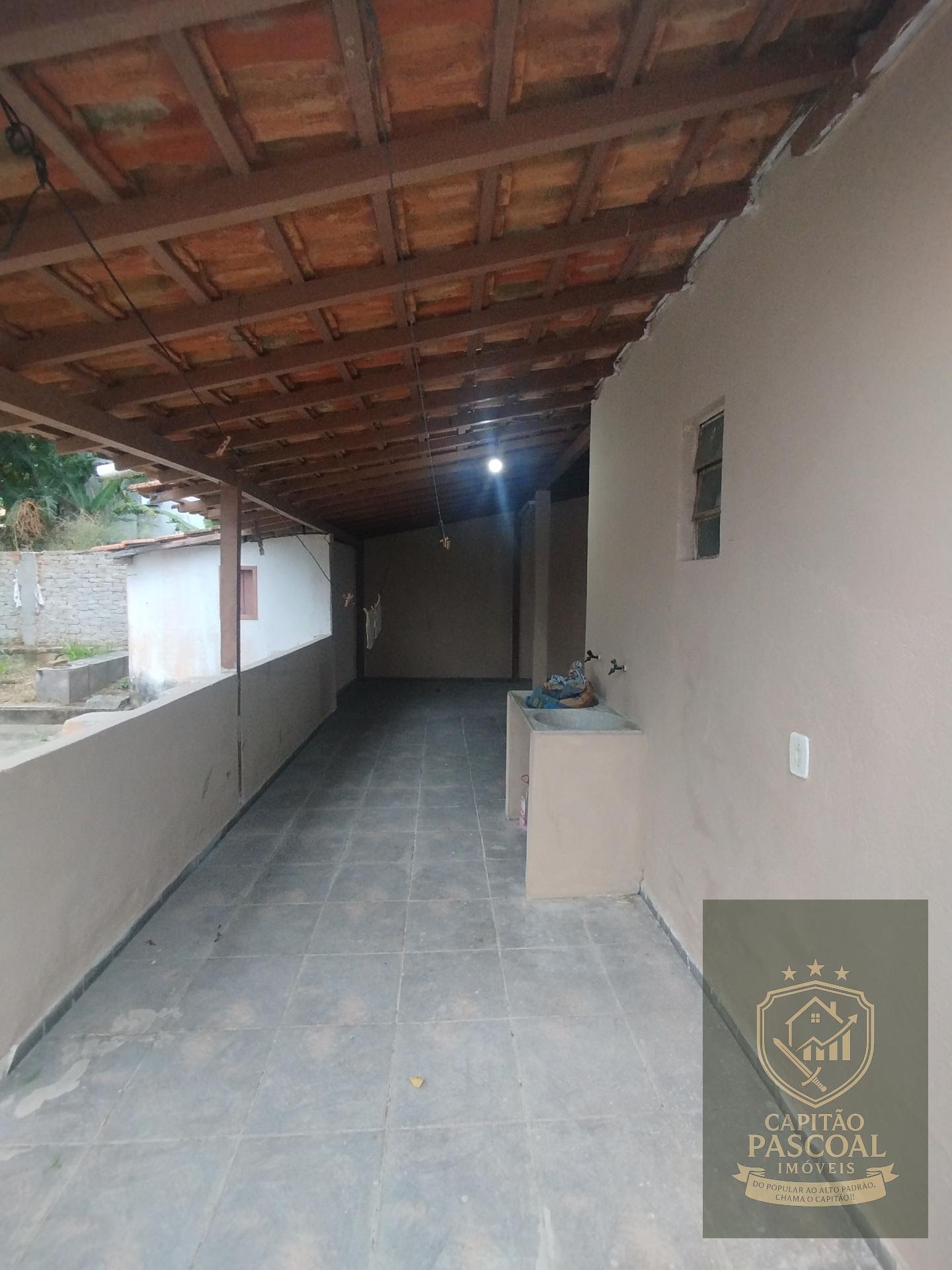 Casa para alugar com 3 quartos, 1 banheiro, 5 vagas e 176m² no Parque Vista Alegre, Campos dos Goytacazes (RJ) — foto 2 de 26